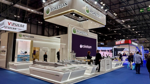 Roketsan, üstün teknolojiye sahip savunma sistemlerini İspanya’da sergiliyor
